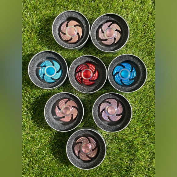 8 Metal Fidget Spinners Each With Case | 5 Pink | 2 Blue | 1 Red - Picture 2 of 8